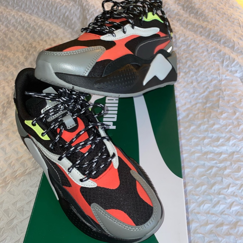 Puma Sneakers